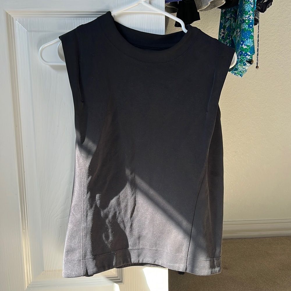 Athleta seasoft tank sweatshirt